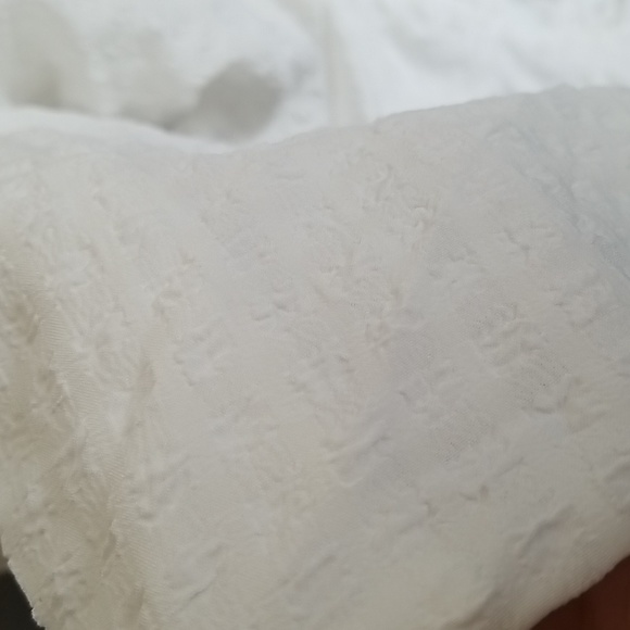 PrettyLittleThing Textured cold shoulder ruched bodycon dress US size 6 NWT - Picture 3 of 6